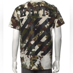 OFF-WHITE
c/o Virgil Abloh Tie-Dye Print Crew Neck T-Shirt
Size: XS